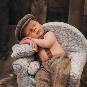 Meet your Posher, Joyce